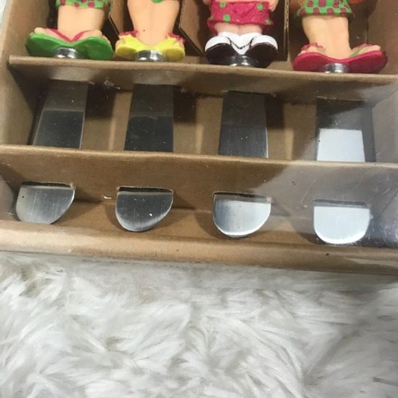 NWOT Set of 4 Boston Warehouse Beach Folk Stainless Steel Spreaders Knives - Picture 4 of 9